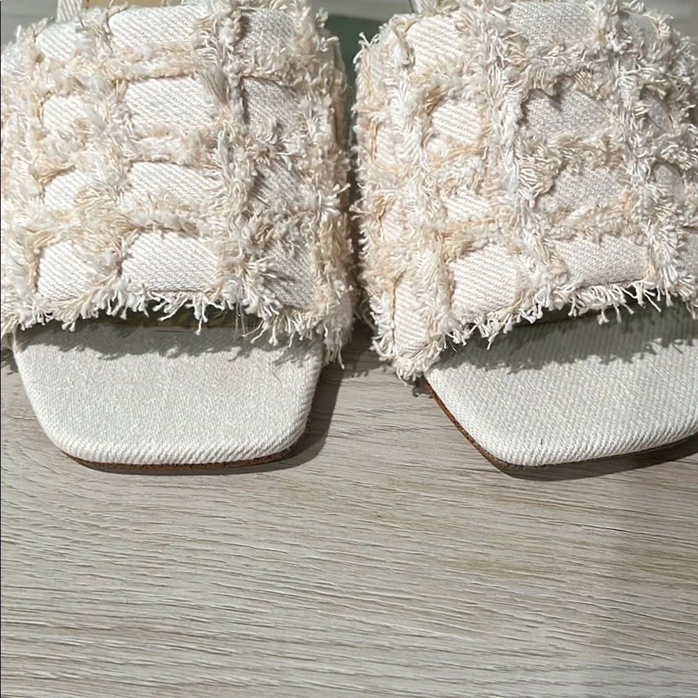 Michael Kors Cream Quilted Heeled Sandals size 6
